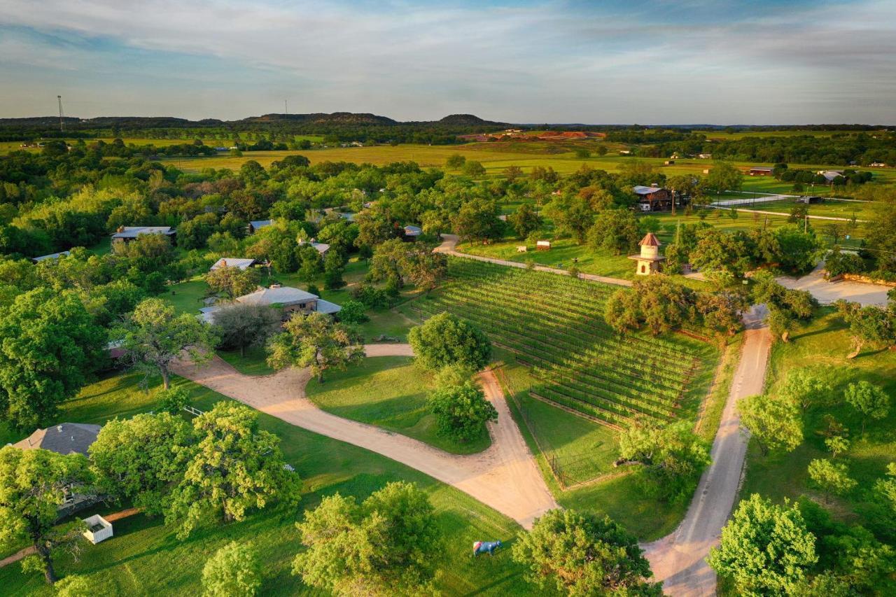 Barons CreekSide Resort Fredericksburg Extérieur photo