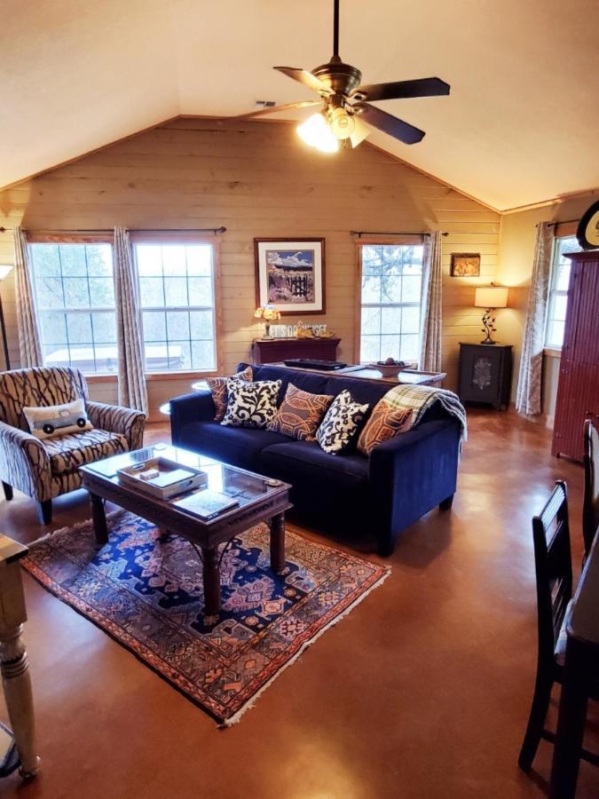 Barons CreekSide Resort Fredericksburg Extérieur photo